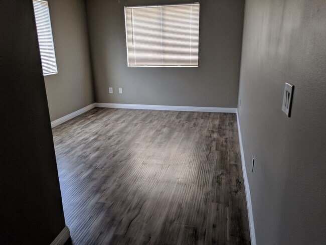 Building Photo - 3973 Rebecca Raiter Ave