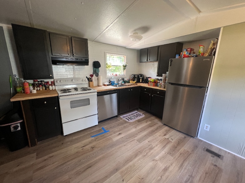 Building Photo - 43 Bridle St