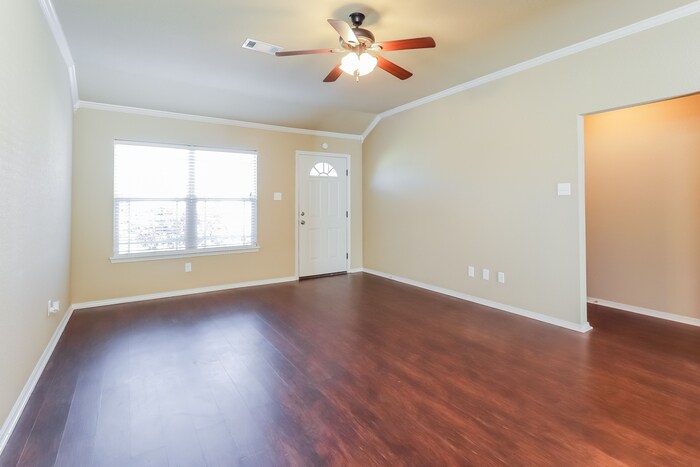 Building Photo - 14611 Parkway Meadows Dr