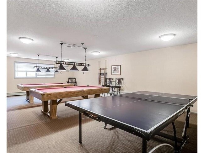 Building Photo - 1601 N Innsbruck Dr