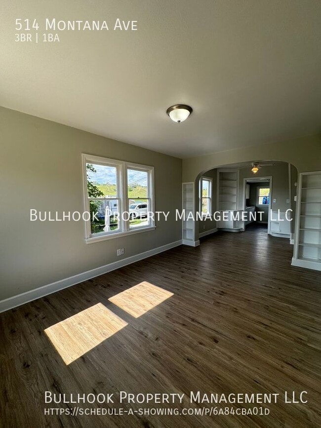 Building Photo - 514 Montana Ave