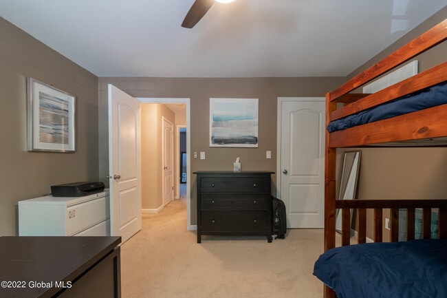 Building Photo - 3 Deerwood Ct