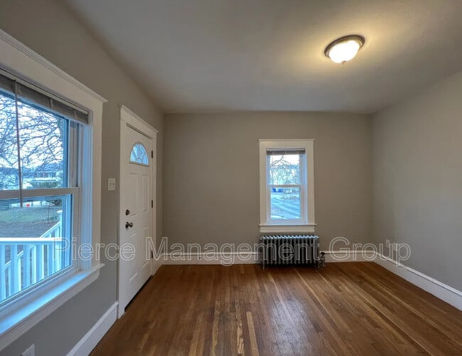 Building Photo - 84 Blodget St