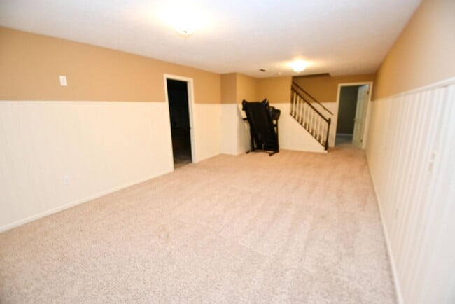 Building Photo - Penn Schools, executive home 4 bedroom 2.5...