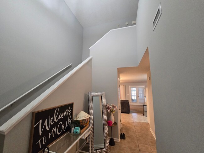 Building Photo - Woodland Park