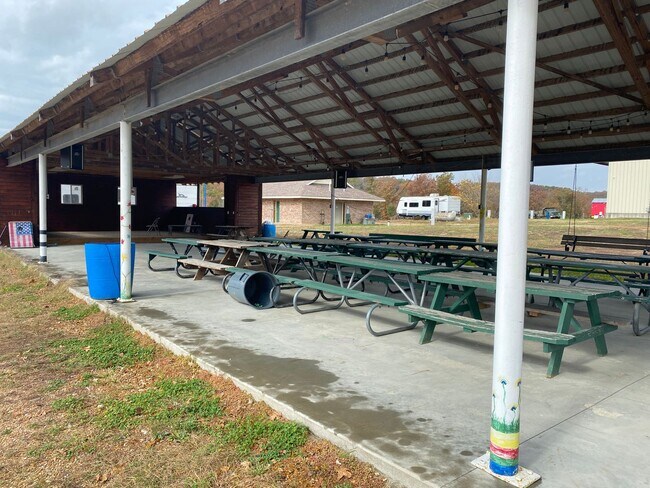 Building Photo - 22474-224D2 Restful Ln