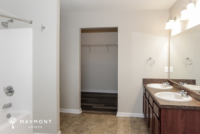 Building Photo - 321 Counter Point Dr