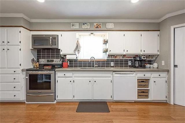 Building Photo - 4809 Blaney Ave