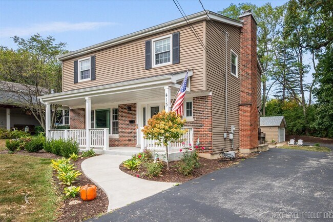 Primary Photo - 413 Cheever Ave