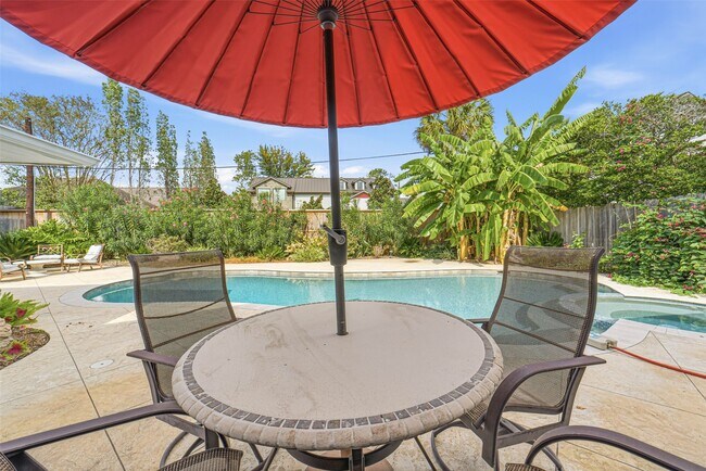 Building Photo - 4600 Huisache St