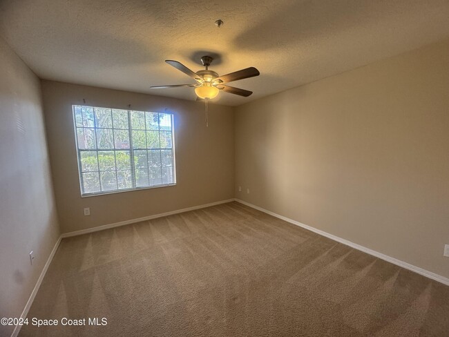 Building Photo - 7667 N Wickham Rd