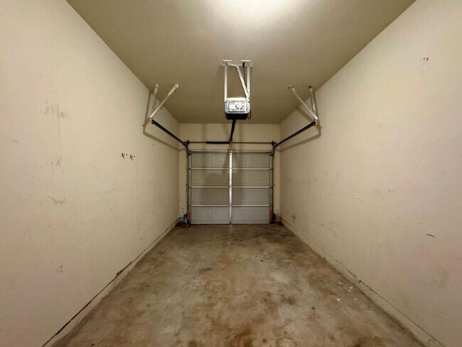 Building Photo - 1717 Constantino Cir