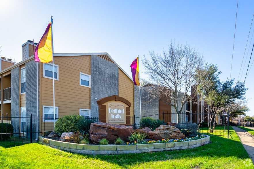 Primary Photo - Redbird Trails Apartments