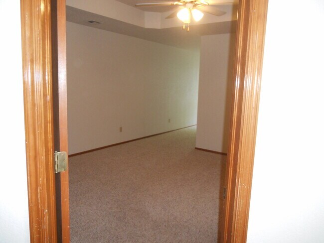 Building Photo - 3320-3322 Ridgecrest Cir
