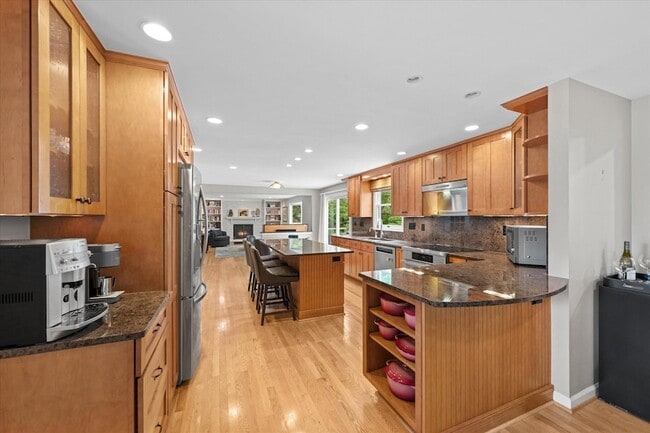 Building Photo - 11209 Maine Cove Dr