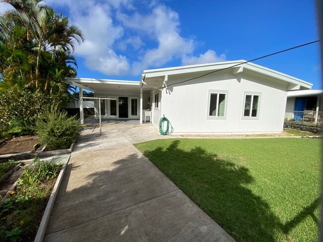 Building Photo - 3 Bedroom, 1.5 Baths