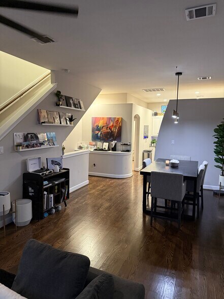 Building Photo - 8705 Bryam
