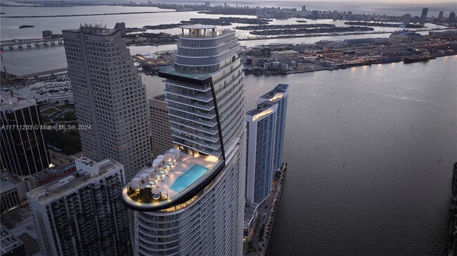 Building Photo - 300 Biscayne Blvd Way