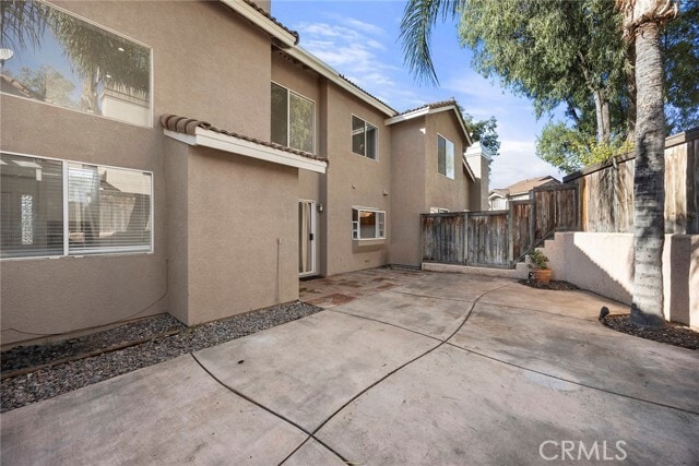 Building Photo - 2211 Ascot St