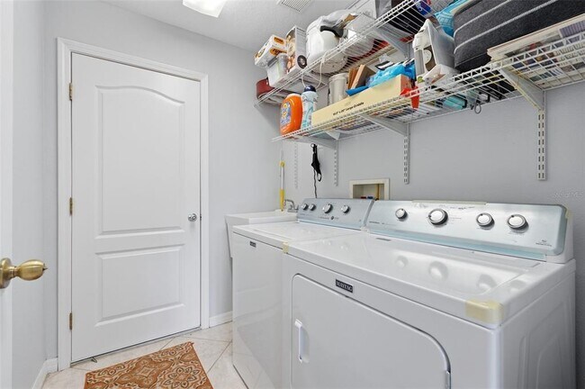 Building Photo - 12329 Creek Edge Dr