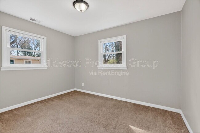 Building Photo - 12035 Krenning Ln