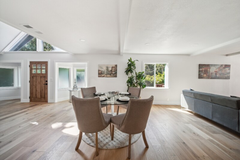 Building Photo - 610 Nestora Ave