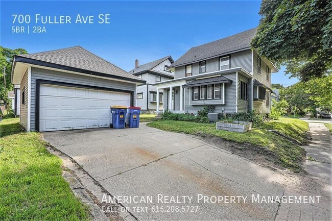 Building Photo - 700 Fuller Ave SE
