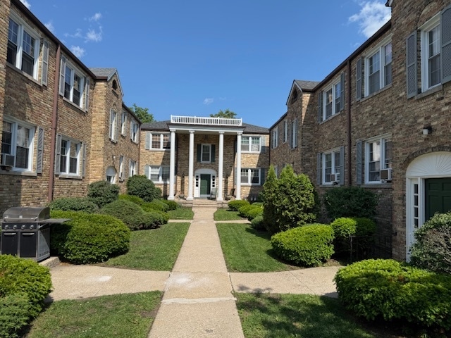Primary Photo - 6515 7th Ave