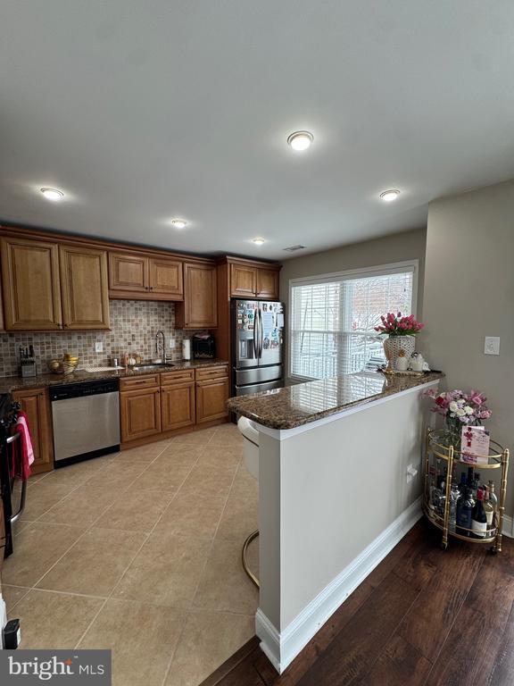 Building Photo - 17 Parkview Way