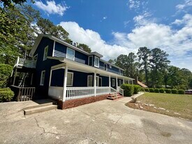 Building Photo - 160 Whitwood Cir
