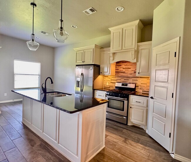 Building Photo - 8109 NW 160th Terrace
