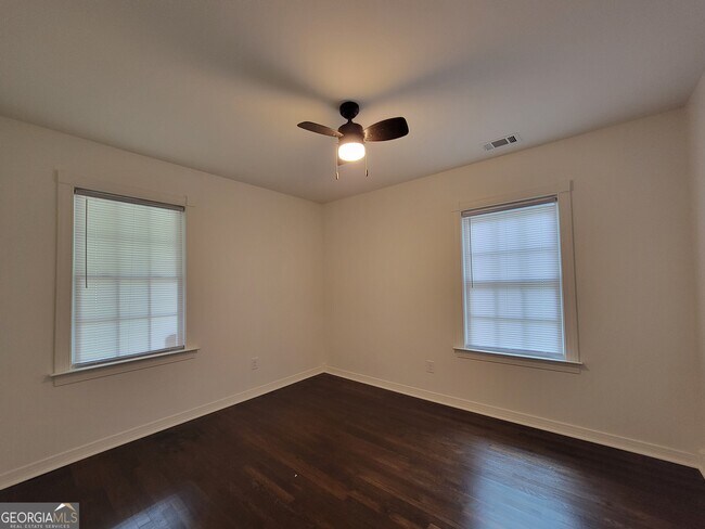 Building Photo - 1160 Mayland Cir SW