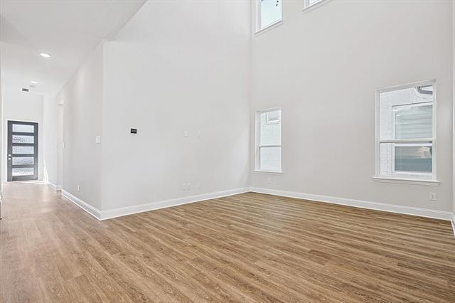 Building Photo - 11458 Chartwell Ct