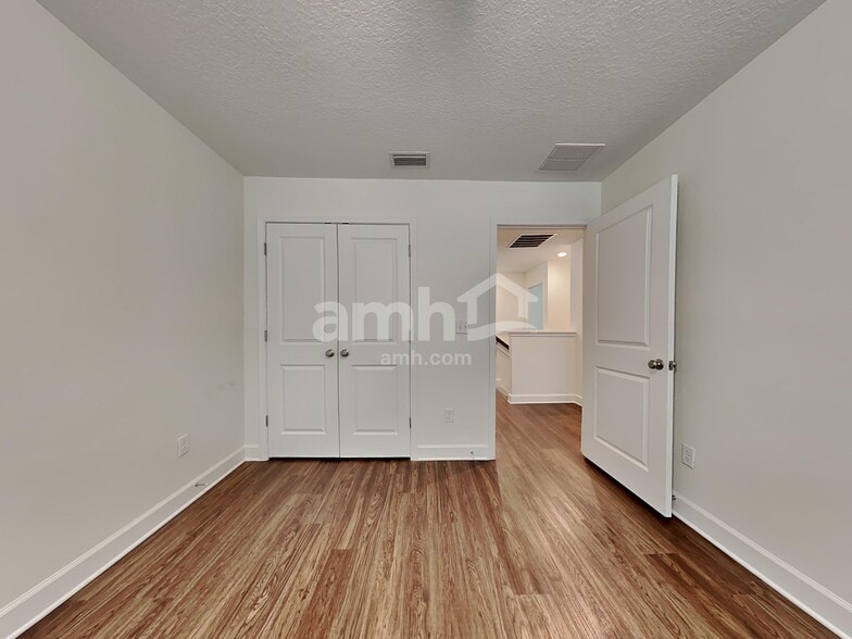 Building Photo - 1191 Tan Tara Trl