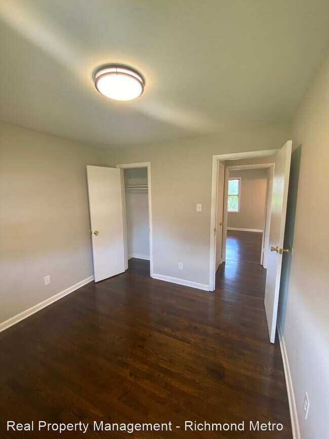Building Photo - 3 br, 1.5 bath House - 1005 Kinney Street