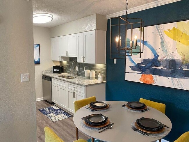 Building Photo - Latitude at Riverchase