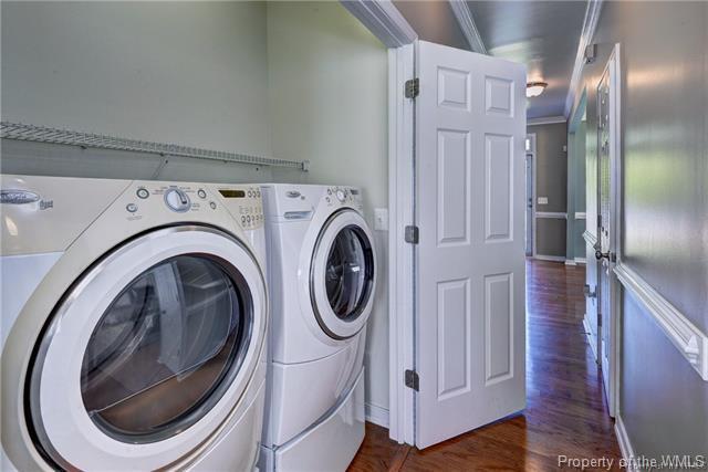 Building Photo - 5845 Nandina Cir