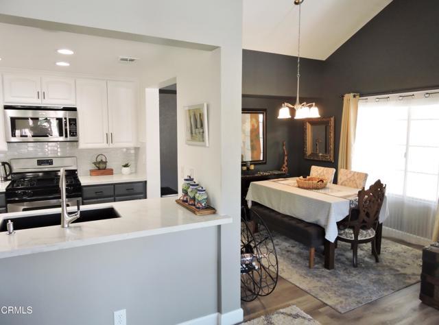 Building Photo - 650 Ivywood Ln