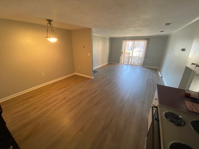 Building Photo - 362 Neponset St