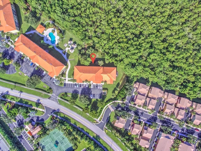 Building Photo - 9187 Celeste Dr