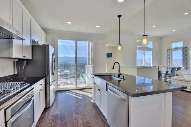 Building Photo - 3089 Valley of Hearts Delight Pl