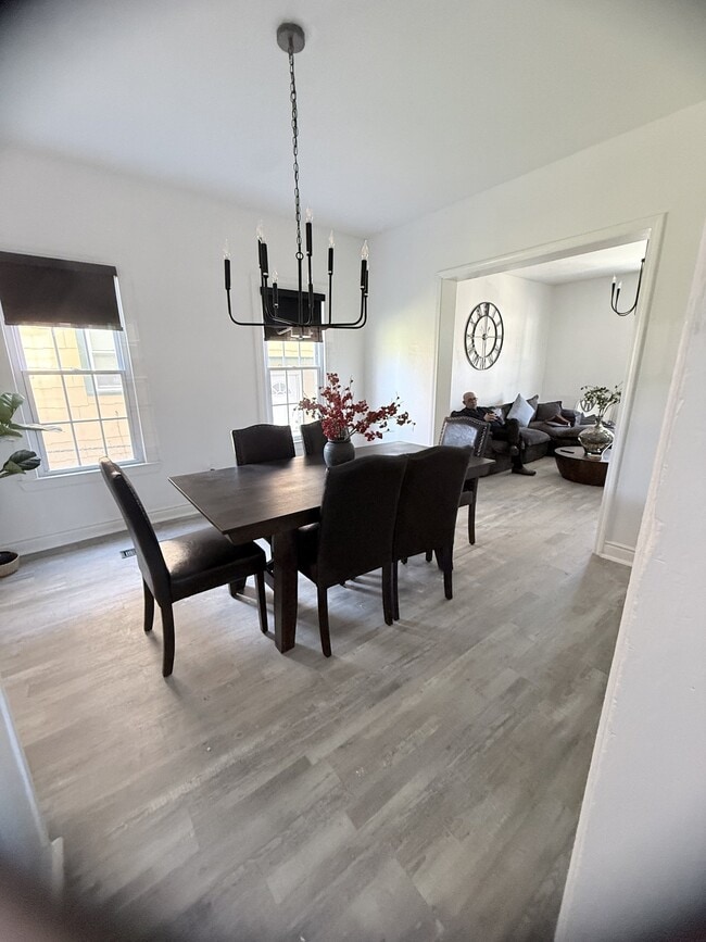 Building Photo - 366 Seward St