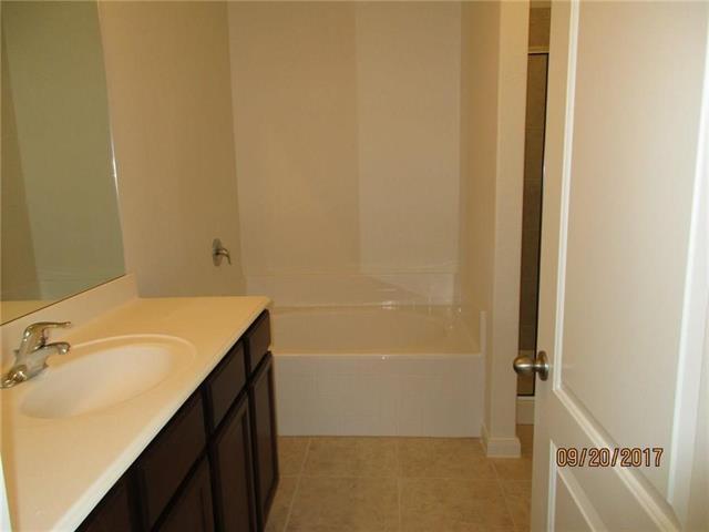 Building Photo - 1228 Arizona Dr