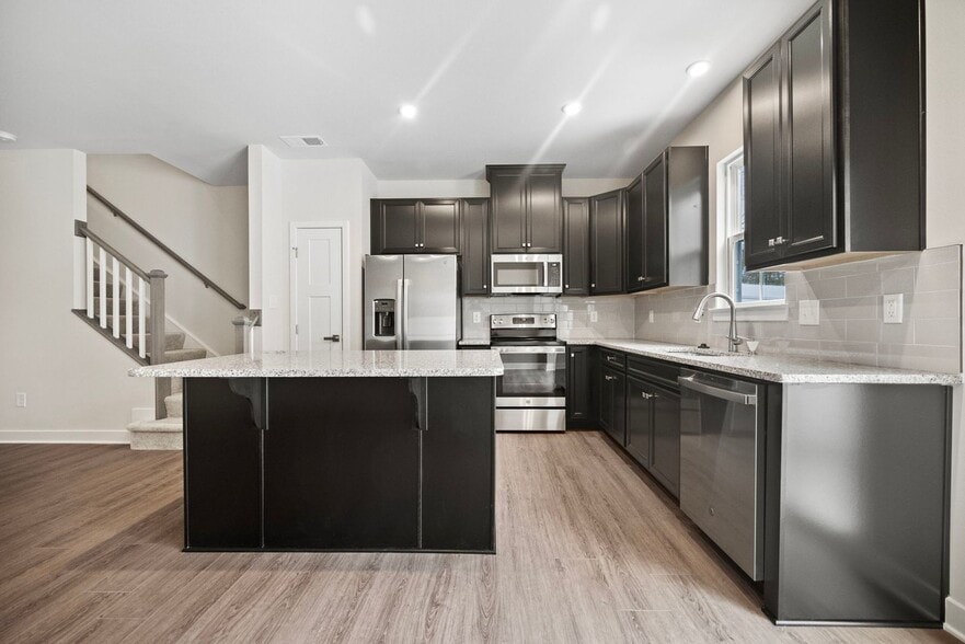 Building Photo - 10916 Genito Sq Dr