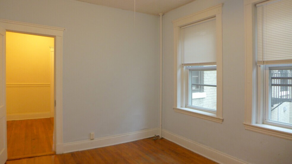 Building Photo - 1568 Commonwealth Ave