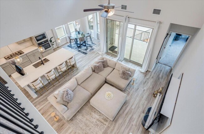 Building Photo - 4513 Lucabella Ln