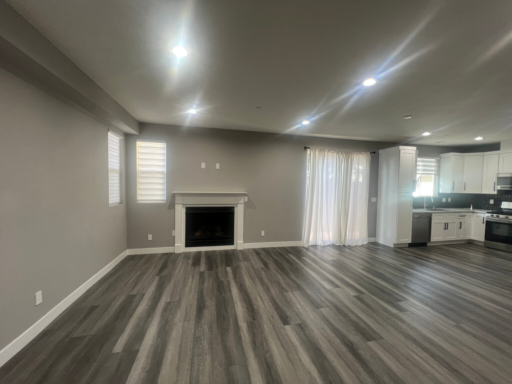 Building Photo - 17639 W Vuong Pl