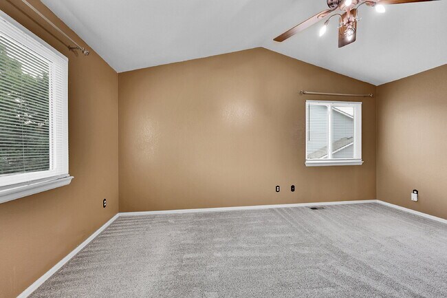 Building Photo - $2,800 - 4 Bed, 3.5 Bath Home in CO Spring...