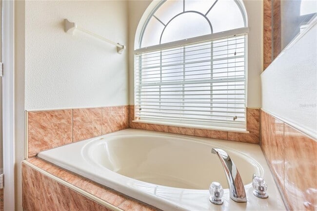 Building Photo - 4420 Winrun Ct