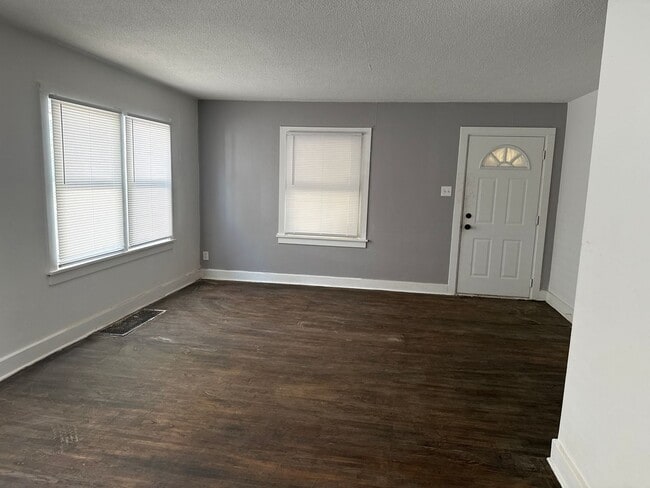 Building Photo - Coming soon!!!!      4 bedroom 2 bath with partially finished basement